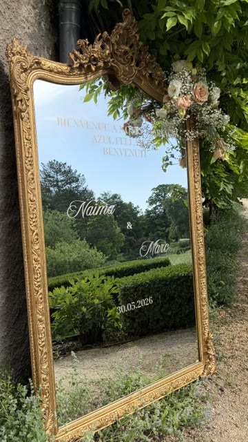 Miroir de bienvenue calligraphié aux prénoms des mariés